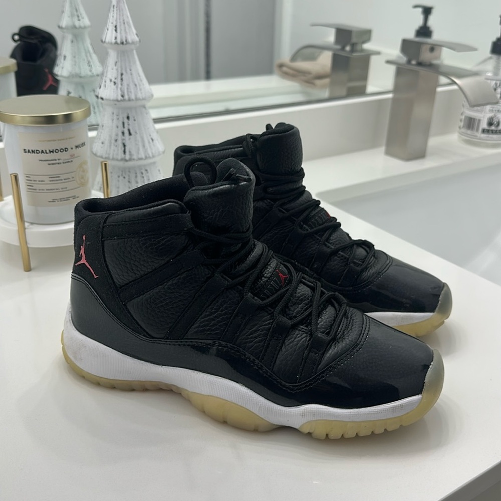 Air Jordan 11 Retro BG. Size 6.5y. Only worn a couple of times. Black/red/white